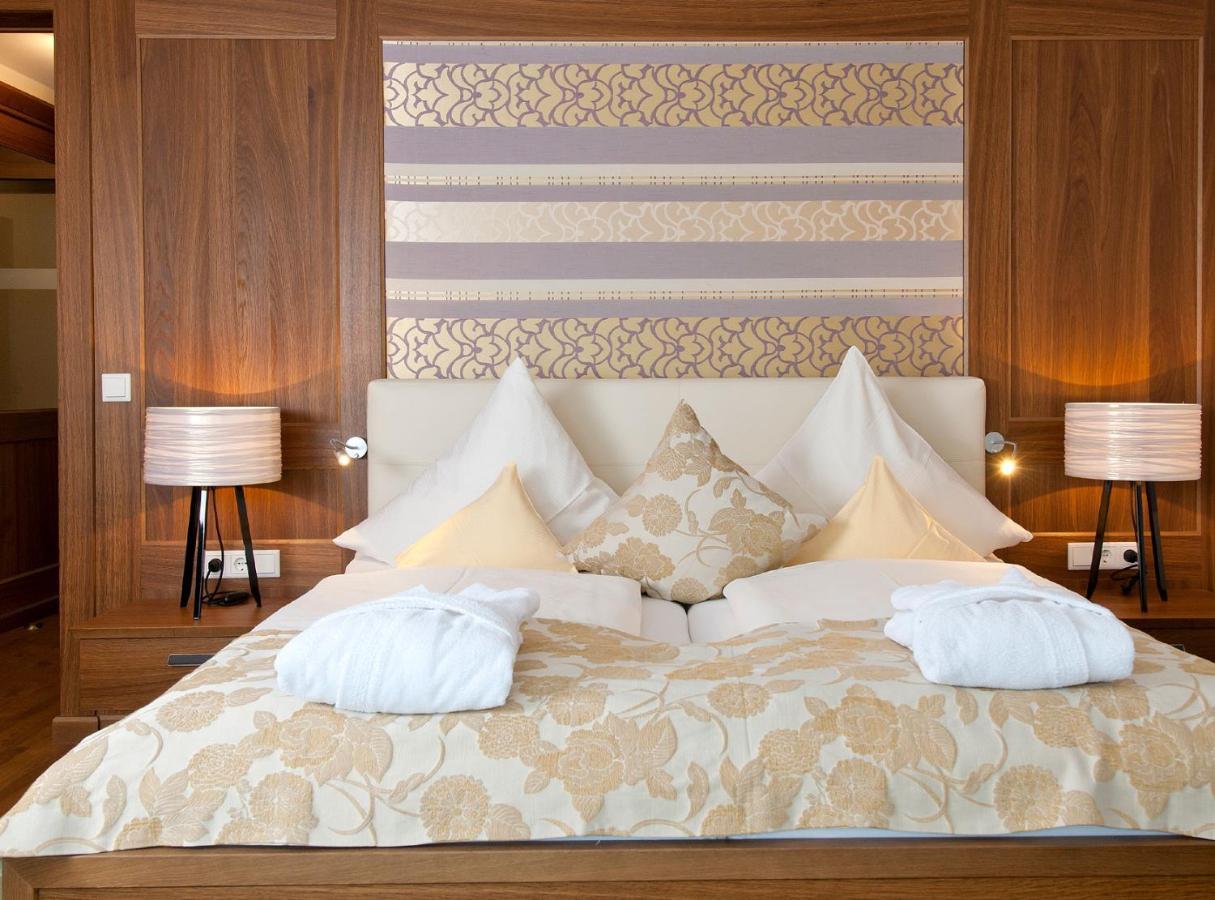 Hotel Heinzler Am See Имменштад-ам-Бодензее Экстерьер фото