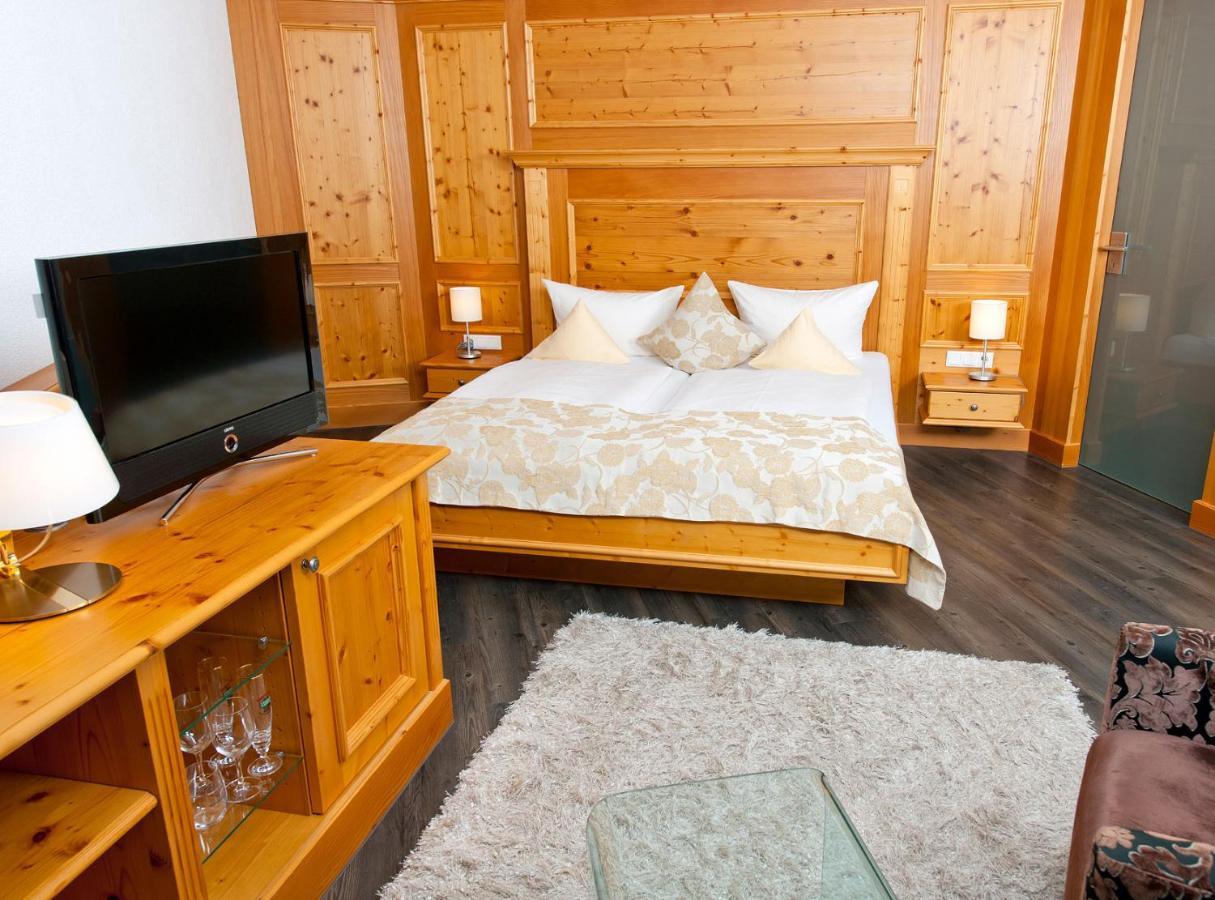 Hotel Heinzler Am See Имменштад-ам-Бодензее Экстерьер фото