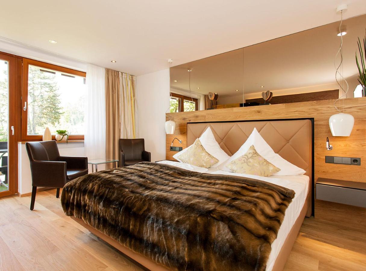 Hotel Heinzler Am See Имменштад-ам-Бодензее Экстерьер фото